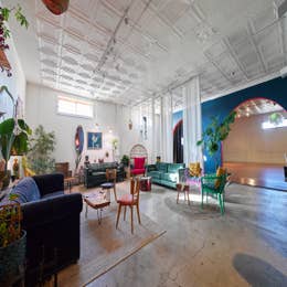 Lobby / dressing room use