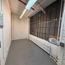 Extra room (aprox 180 sq ft.) 
