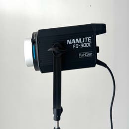 Nanlite FS-300C Full RGB