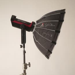 Aputure COB 300dII + Light Dome
