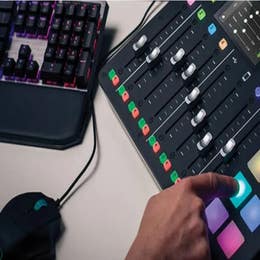 Rodecaster Pro