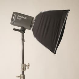 Aputure Amaran 150c - LED light