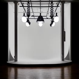 20'x20' Cyc Wall w/ 15'x15' Lighting Grid 