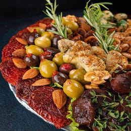 Snacks & Picaditas ( Tapas)