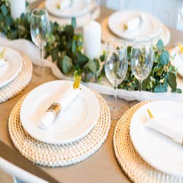 Decor Set 1 (Woven charger)