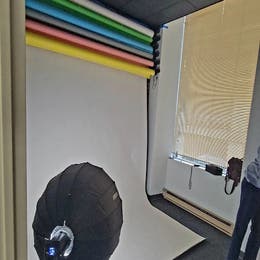 Photography Room with electric backdrops
