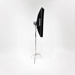 Amaran 300c + Aputure Light Box 30x120 Softbox