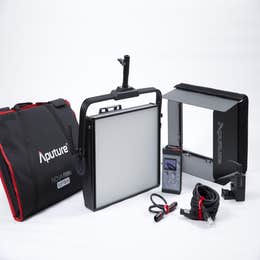 Aputure Nova P300c / 600c panel