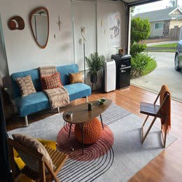 Gorgeous air conditioned fully decorated converted garage with refrigerator