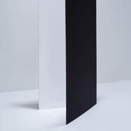 Black & White V-Flats 