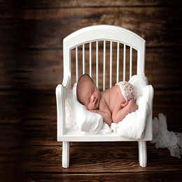 Newborn Items Phtotography Rental Fee