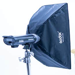 Godox DP400Flash Head with softbox and c-stand