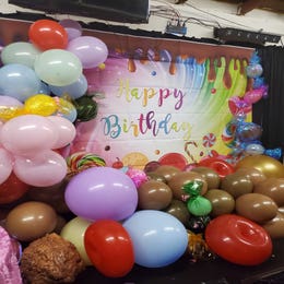 BALLOONS AND ARRANGEMENTS