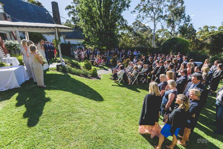  Unique Farm Ranch for Events in Surrey Hills 