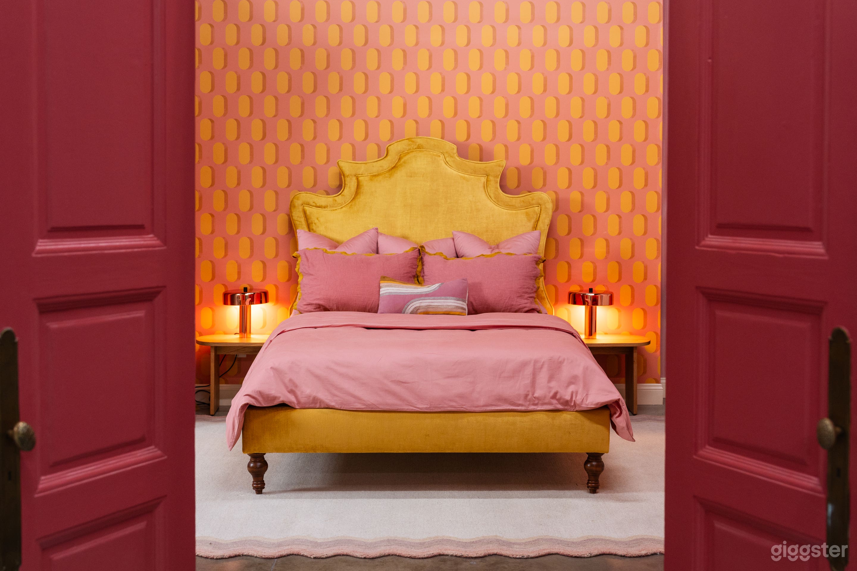 Vibrant Valley Studio with Cyc Wall Photo 2