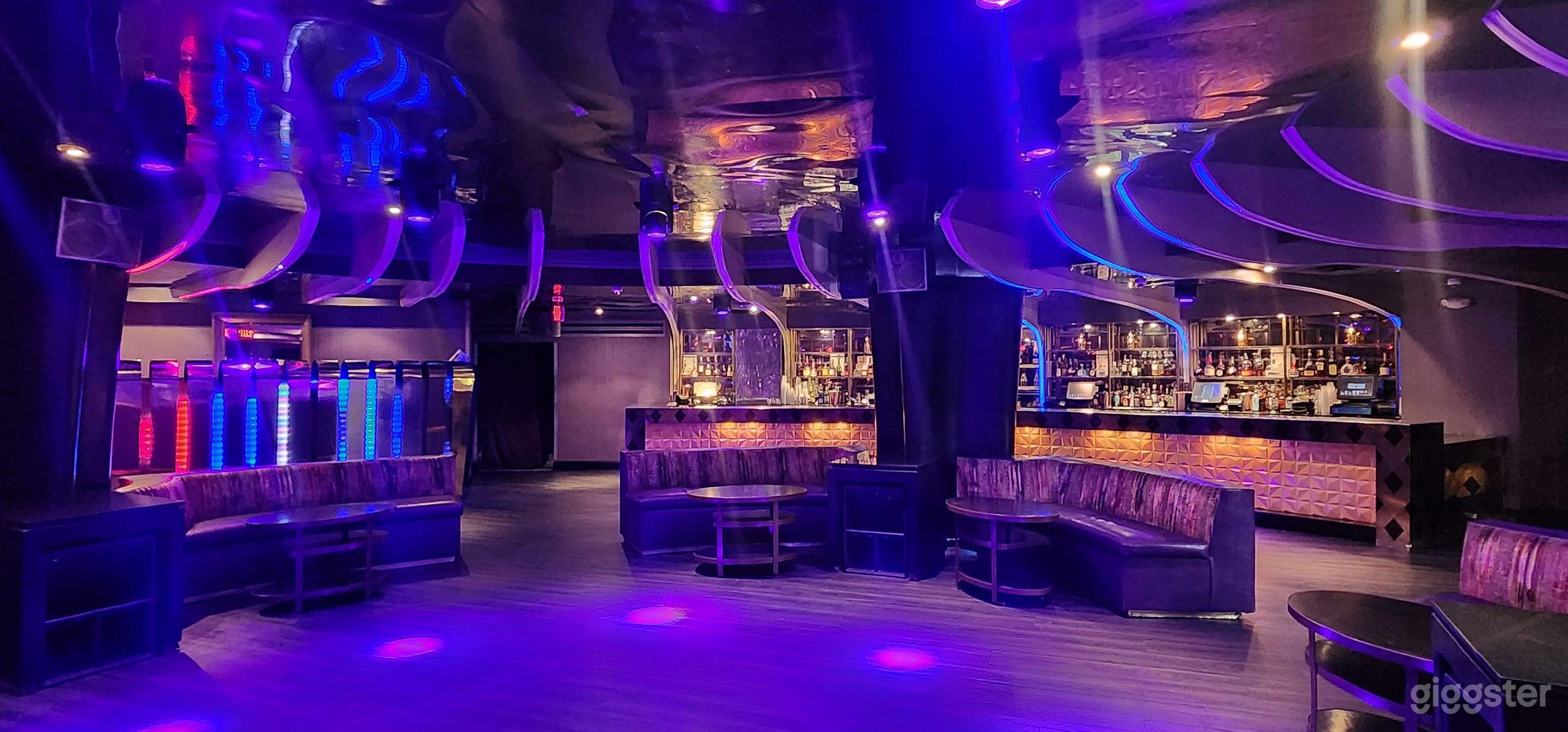 Opera Ultra Lounge Photo 4