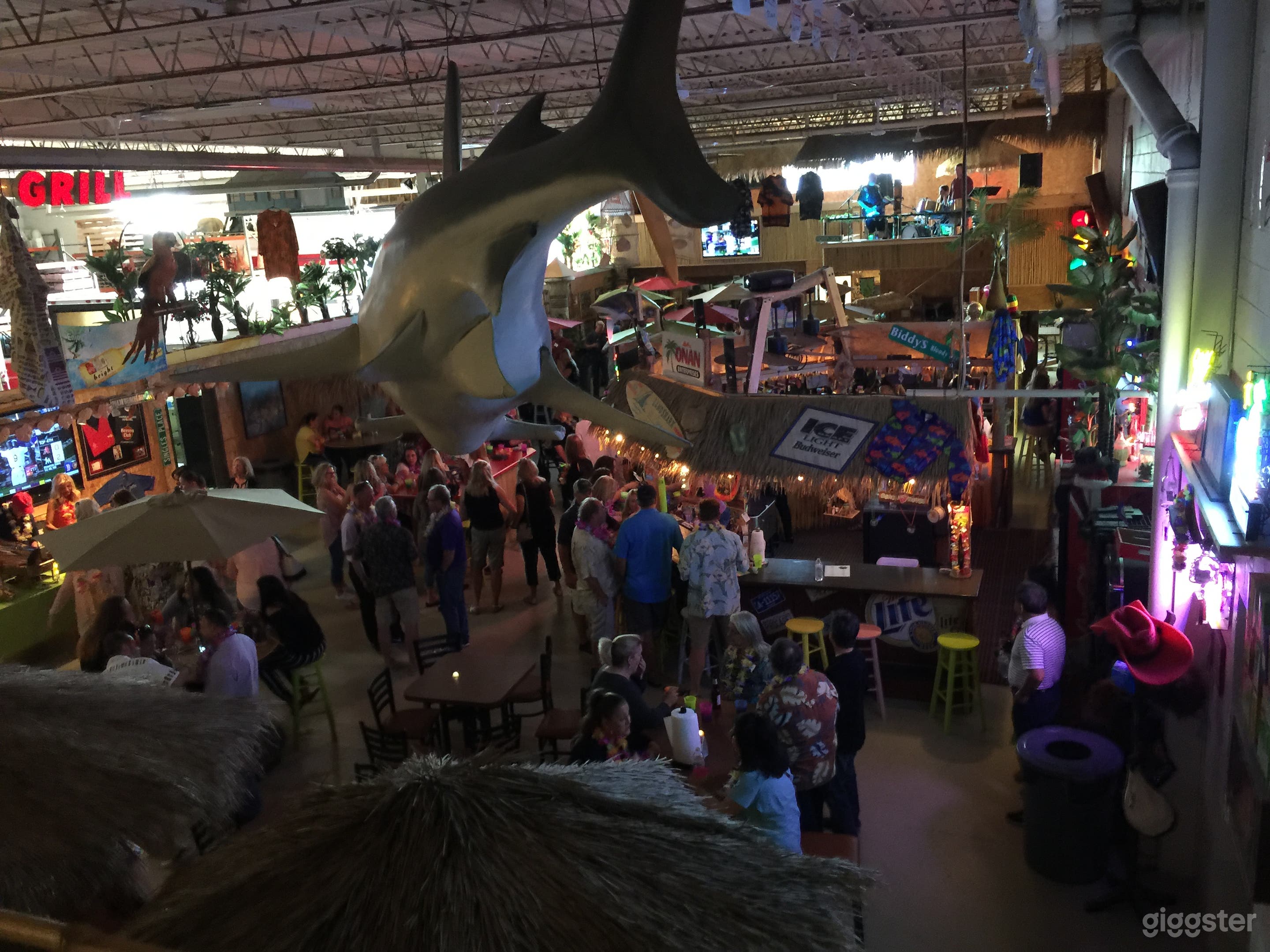 Beach Theme Bar in Illinois Photo 4