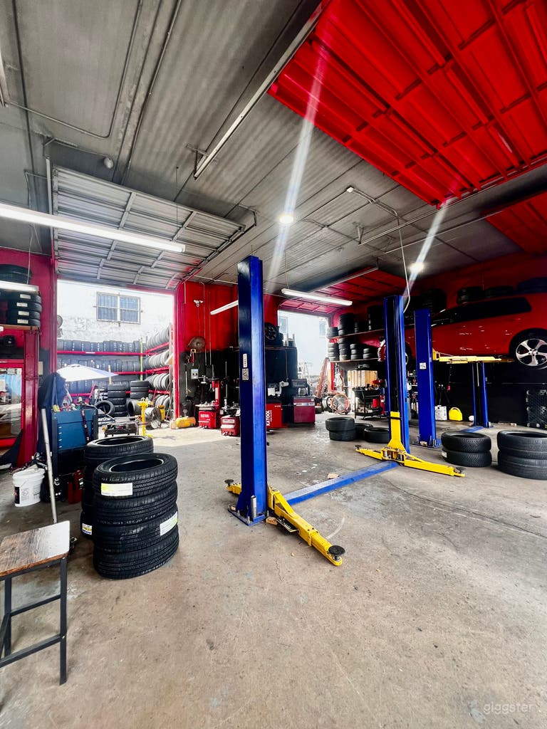  ATELIER DE RÉPARATION AUTOMOBILE, MAGASIN DE PNEUS, GARAGE MÉCANIQUE 