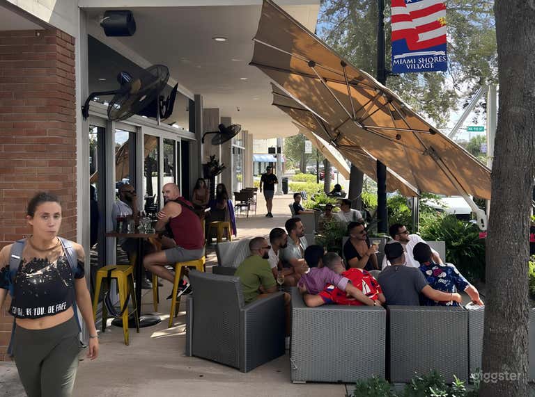  Front Vibrant Outdoor Space 