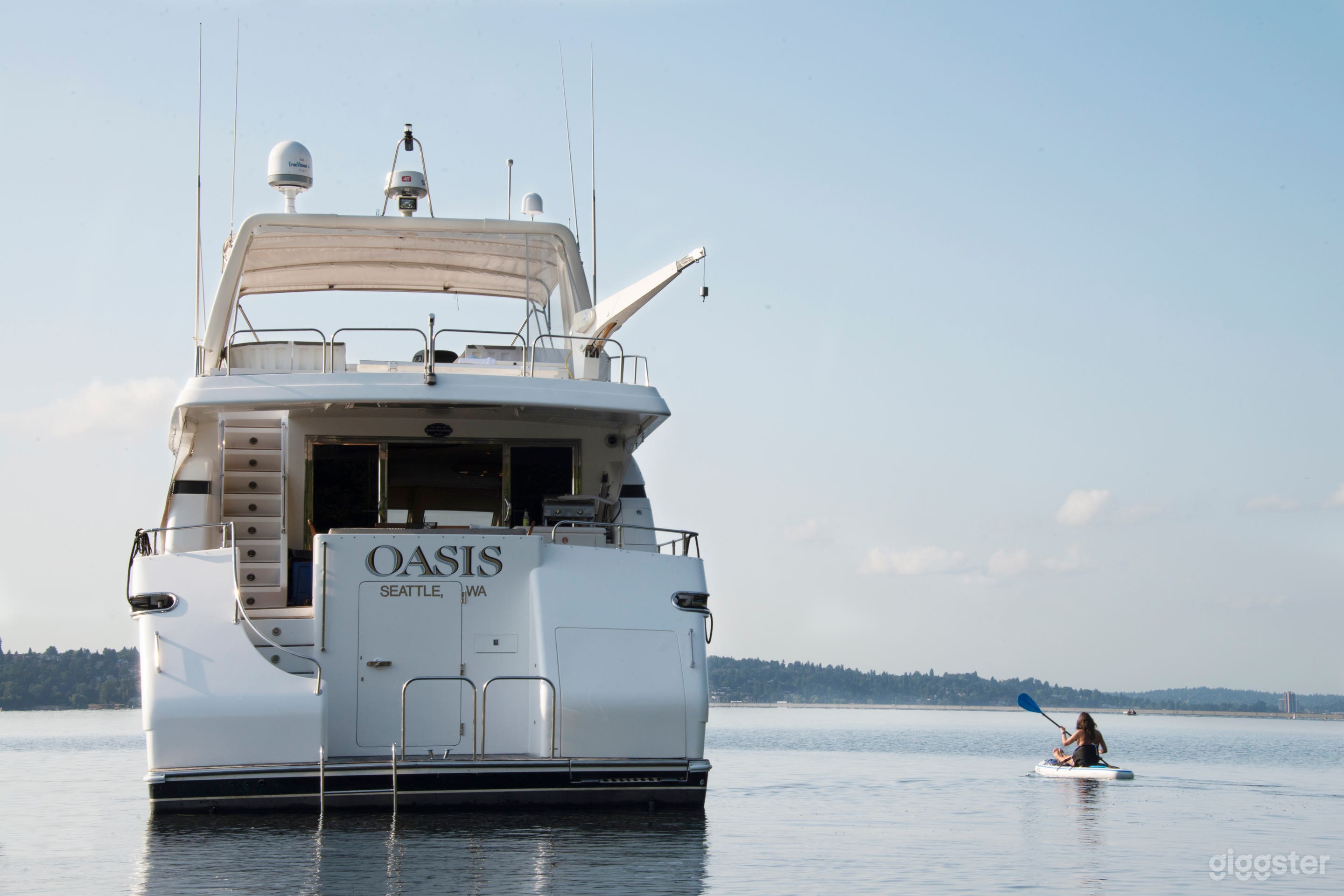 Luxury Yacht Venue for Filming & Events in the Pacific NW Photo 4