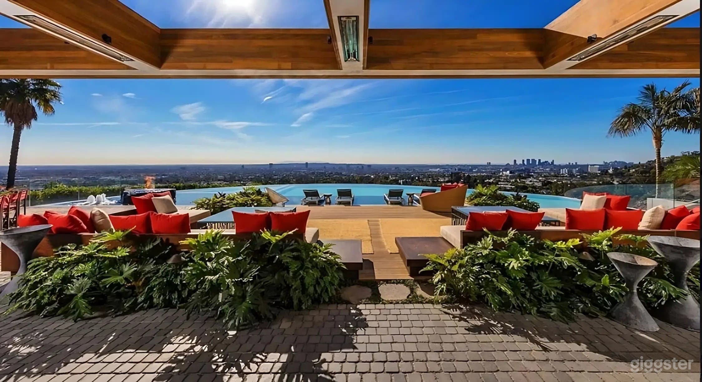 AFTER-DARK GLASS ESTATE | INFINITY POOL Photo 1