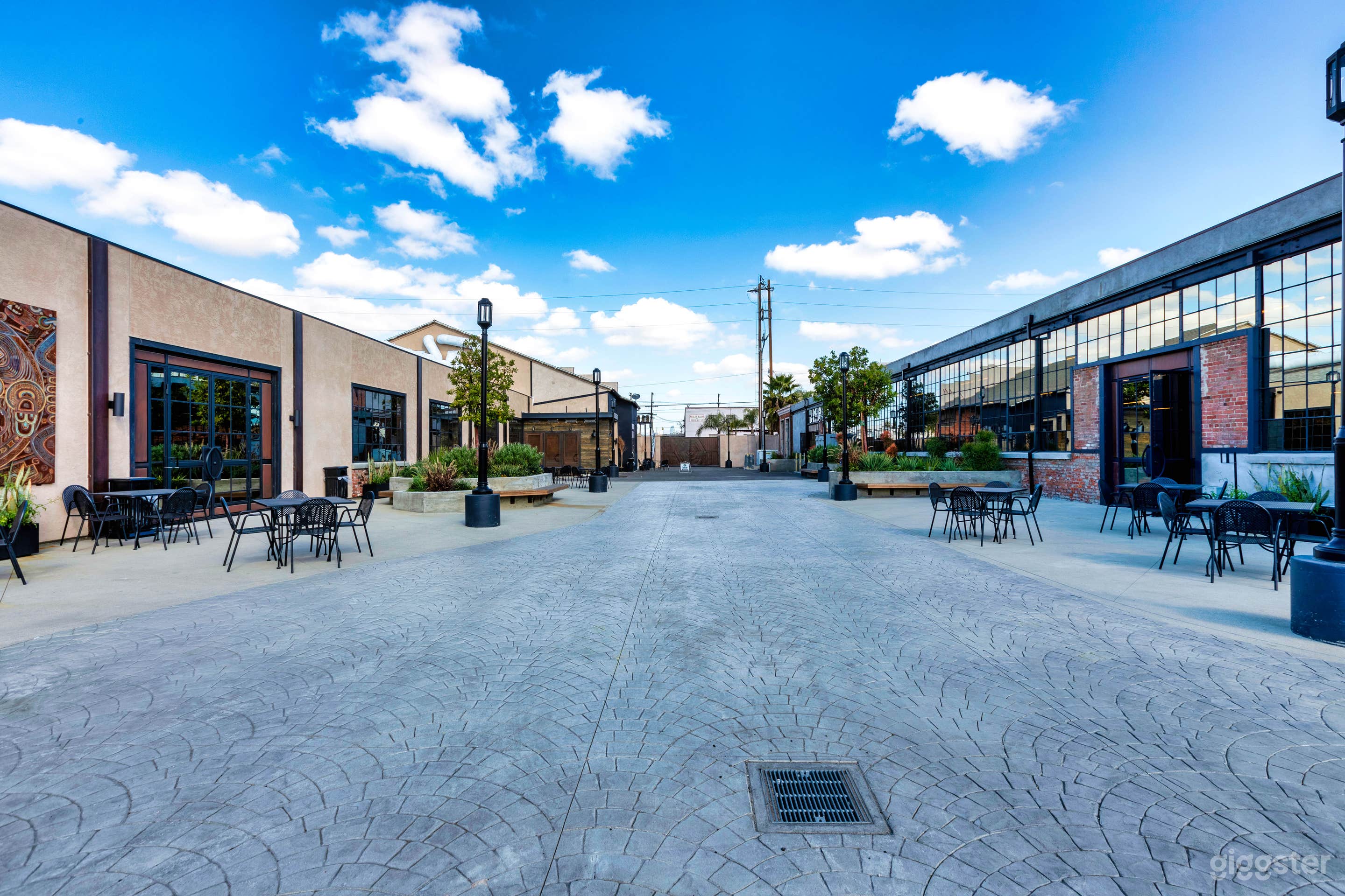 Open-Air West Courtyard Photo 1