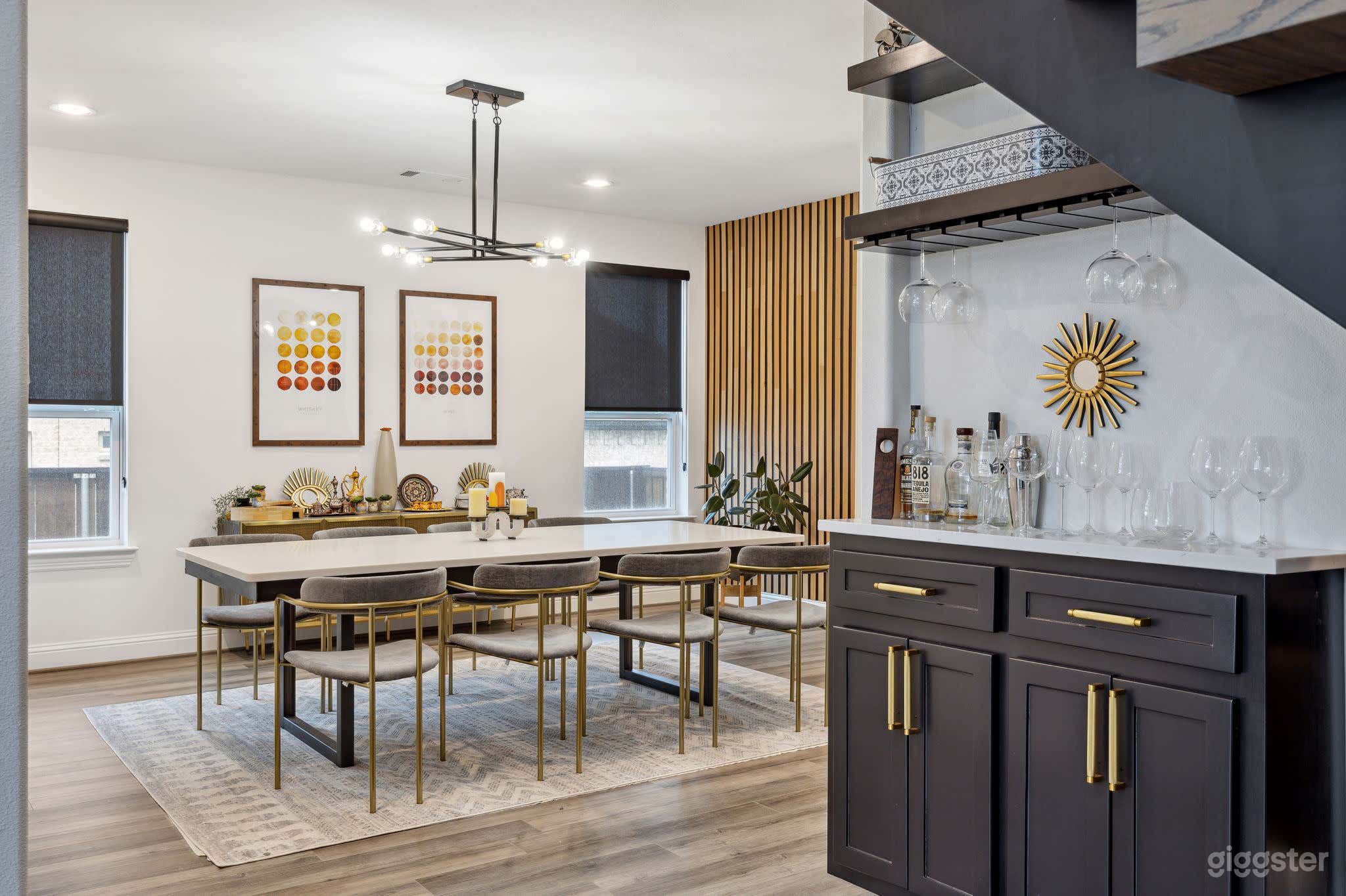 Modern Luxury Home | 4 Beds, 5 Baths Photo 4