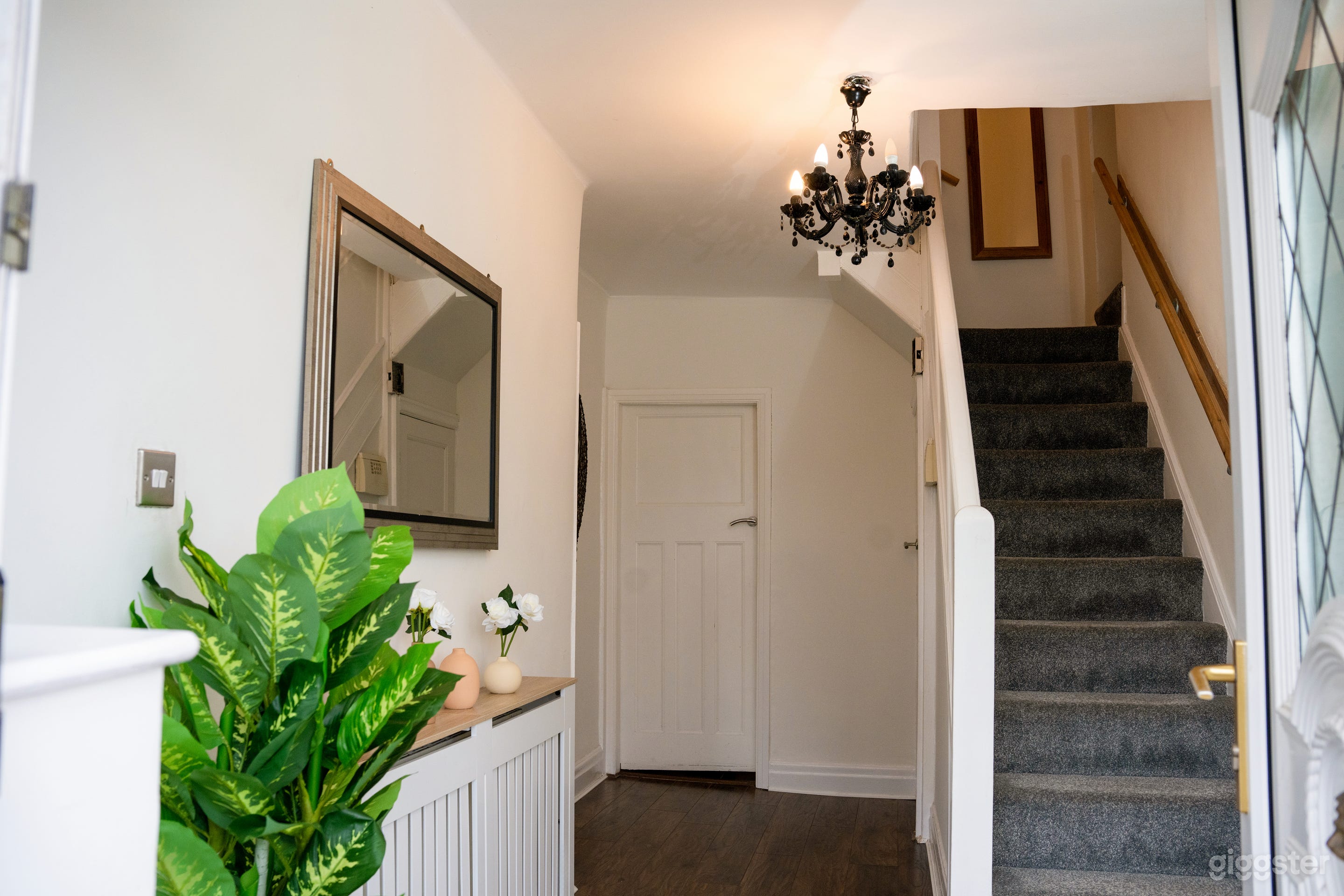 Modern & Spacious 4-Bedroom Residence in Crumpsall Photo 4