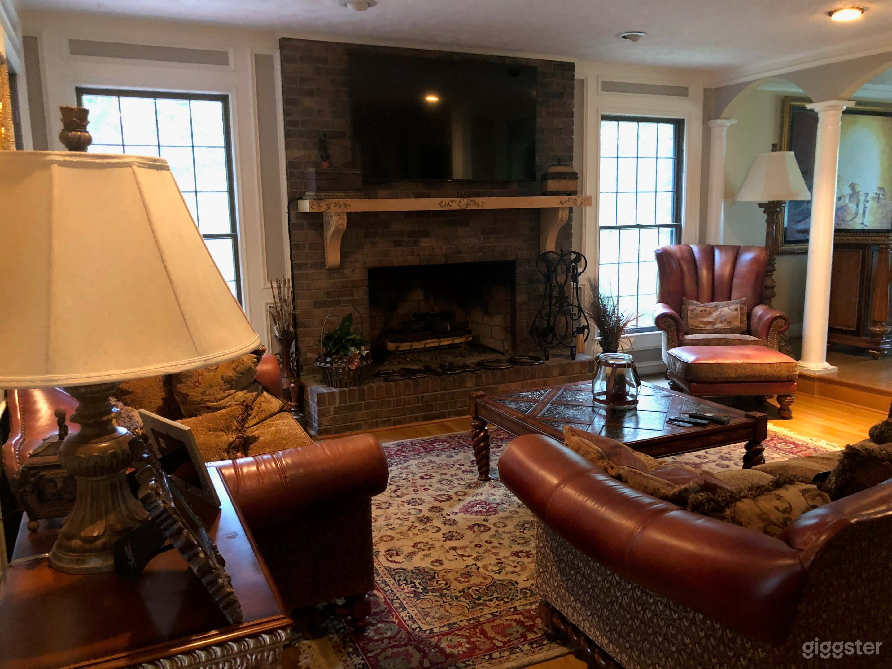 Sandy Springs/Buckhead/Atlanta-Traditional Tudor Home Photo 2