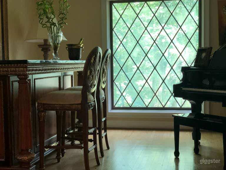  Sandy Springs/Buckhead/Atlanta-Traditional Tudor Home 