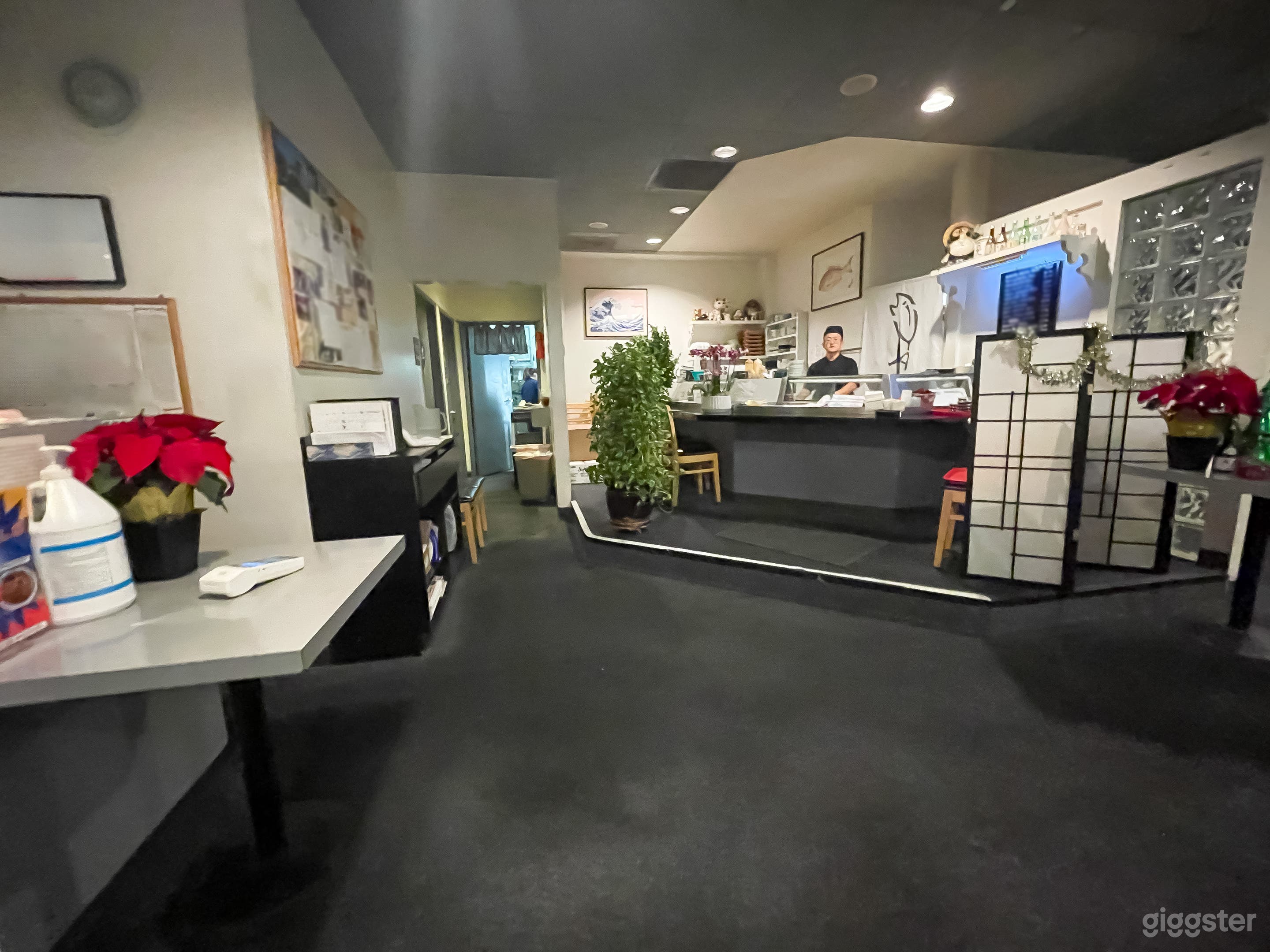 Modern Sushi Restaurant Photo 1