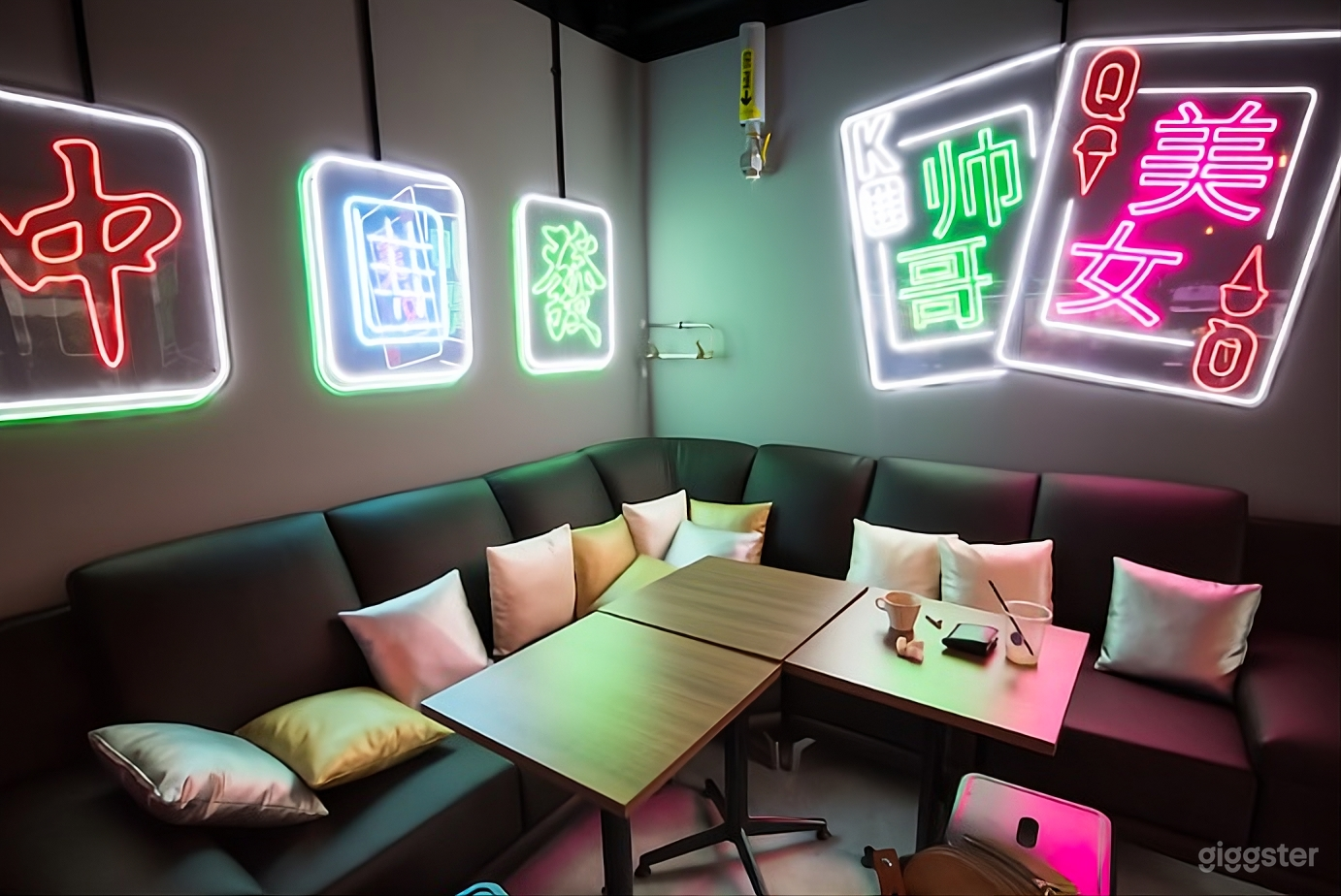 Ice cream Bar (Bright Neon Lights) Photo 1