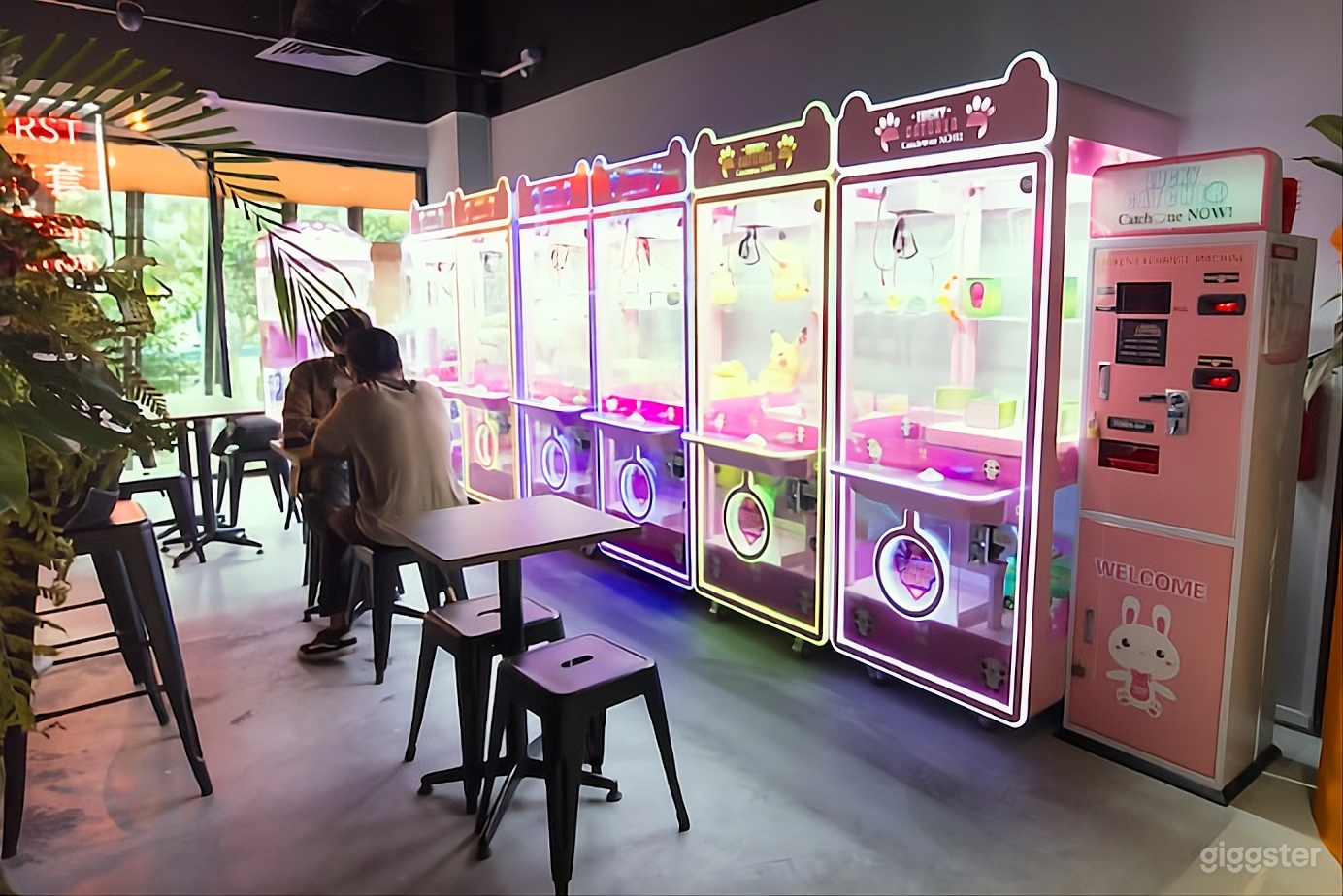 Ice cream Bar (Bright Neon Lights) Photo 2