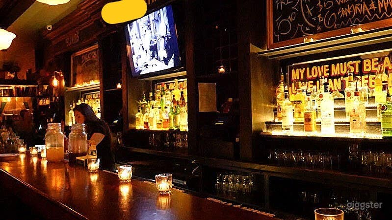 Old School Pub Photo 2