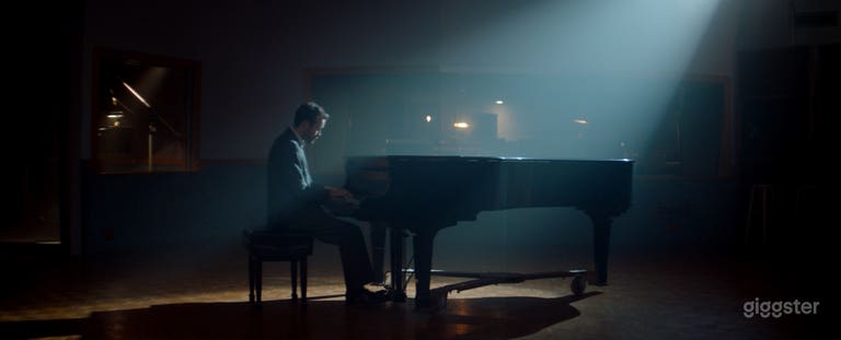  Massive Recording Studio & Sound-stage 