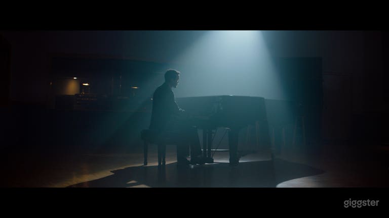  Massive Recording Studio & Sound-stage 