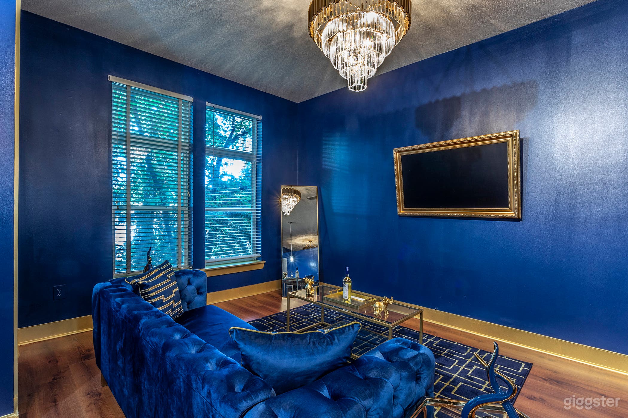 Buckheadroyaltypalace Home Photo 3