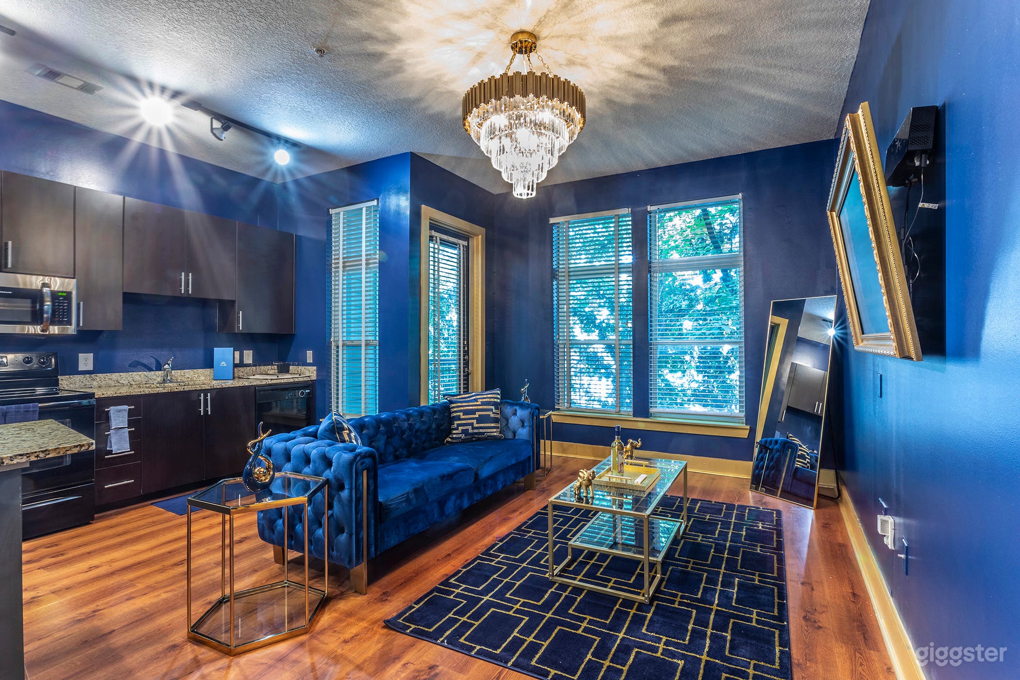 Buckheadroyaltypalace Home Photo 1