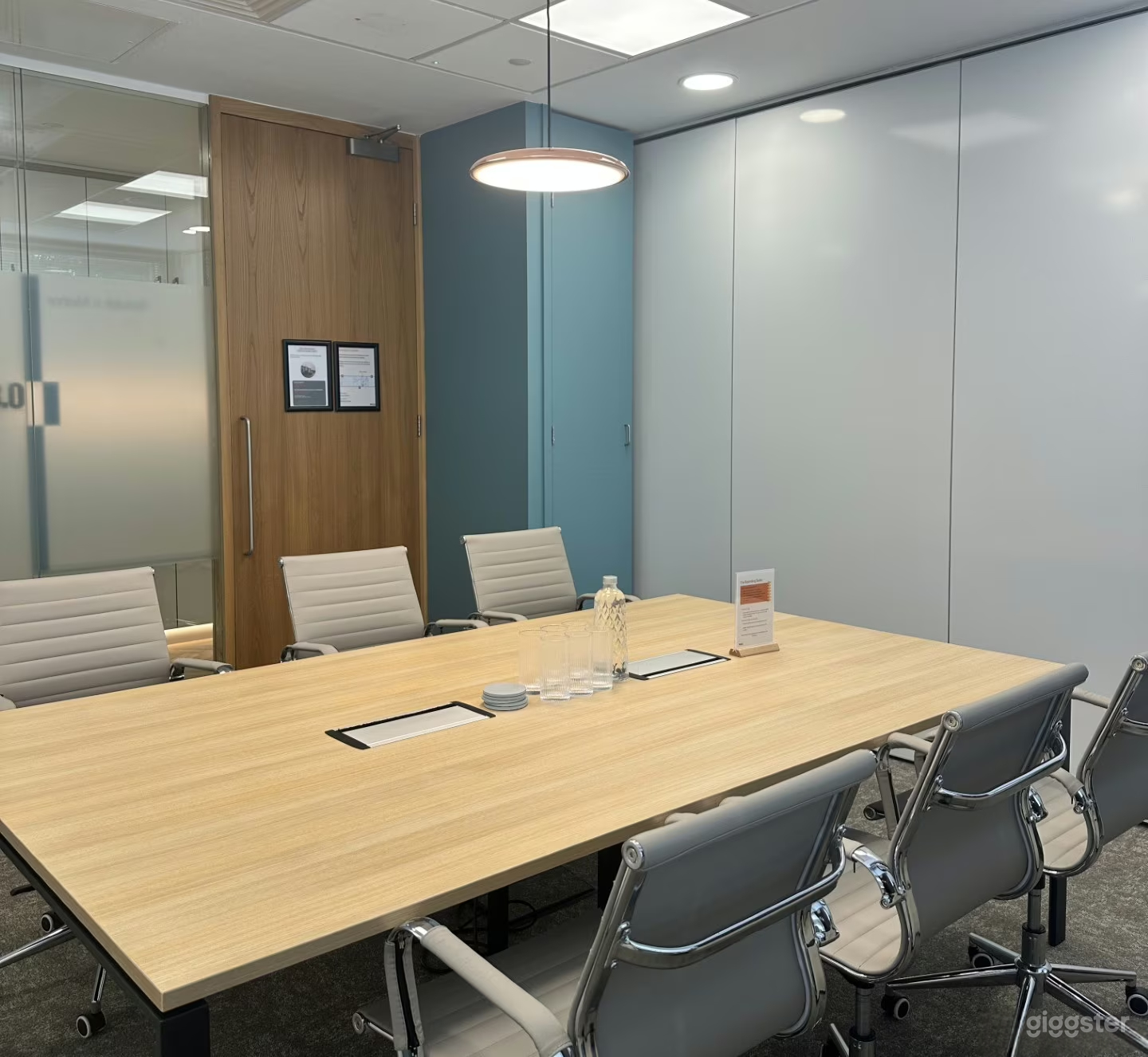 The Pilot Suite Photo 1
