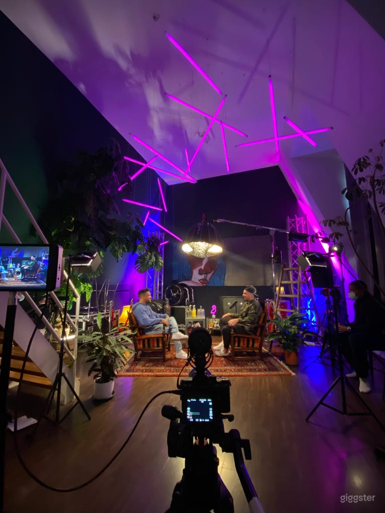  Jungle Loft Cologne 6m high ceiling 