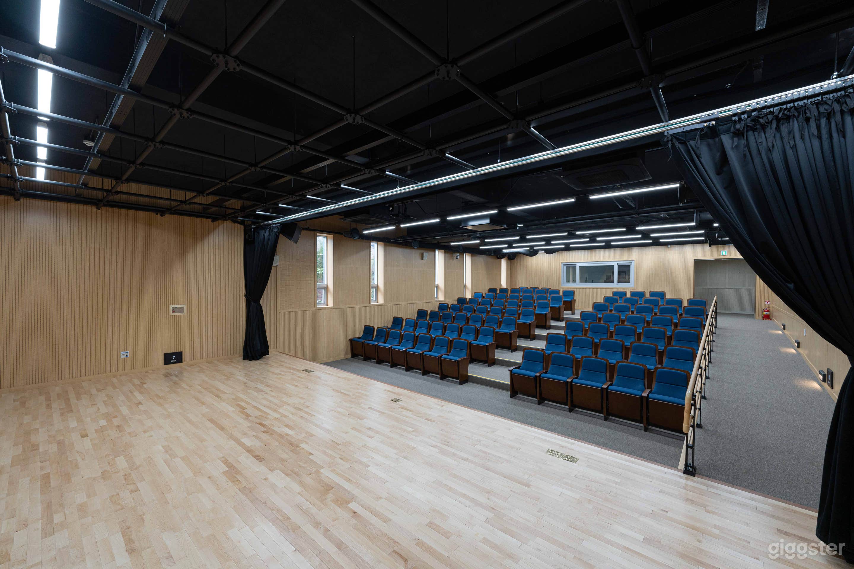 Special space for Creative Direction Photo 4