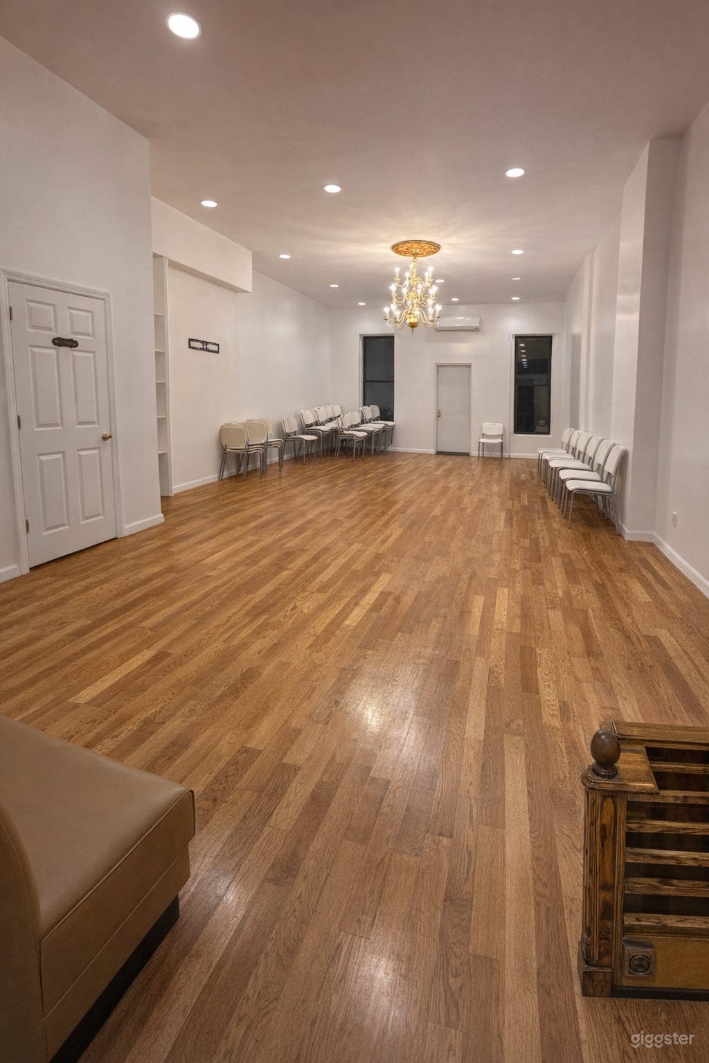 EVENT SPACE  FOR MULTIPLE USE Photo 1