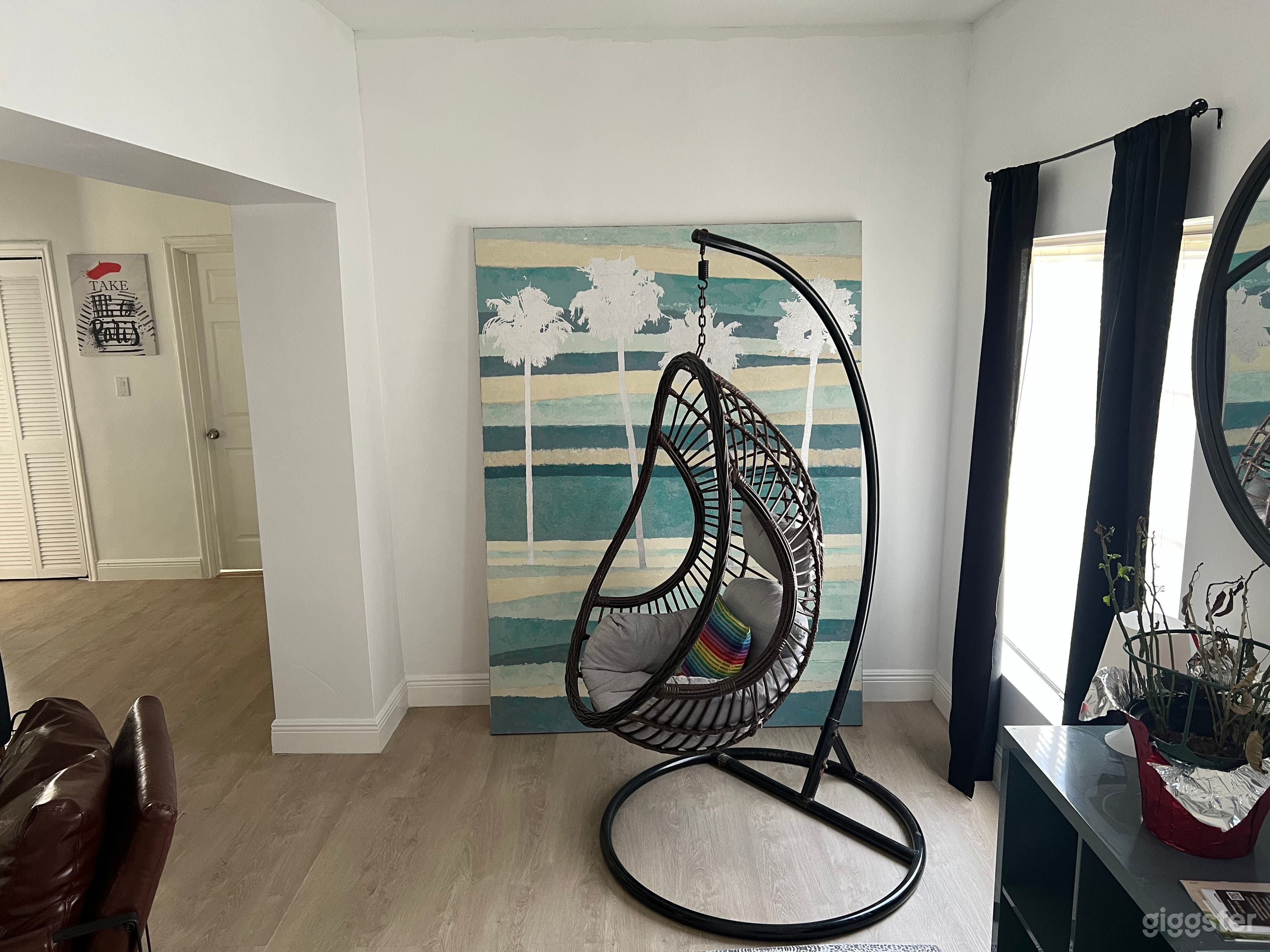 Bright Miami Villa for Events and Productions Photo 3