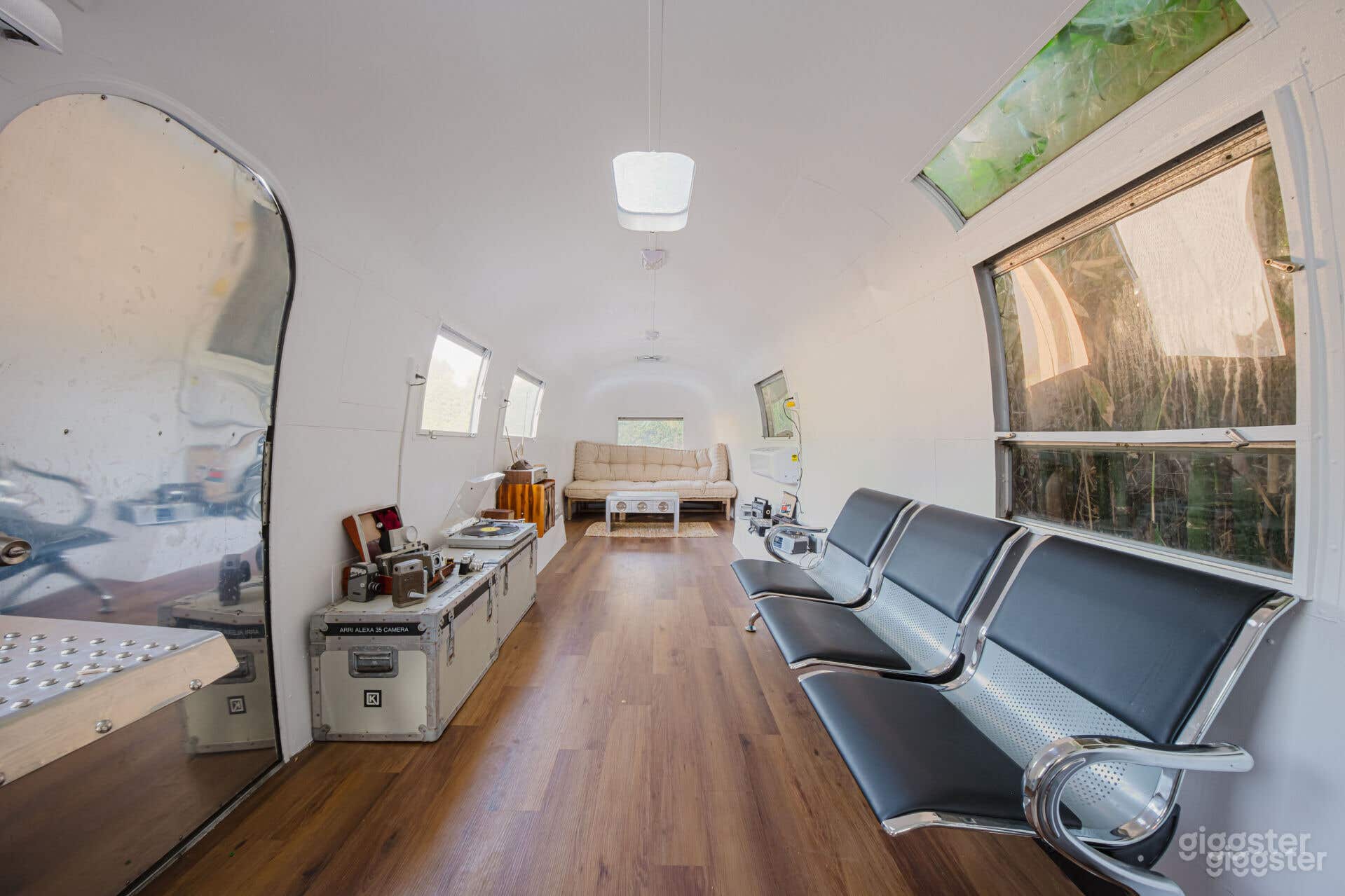 MODERN OASIS VINTAGE AIRSTREAM Photo 4
