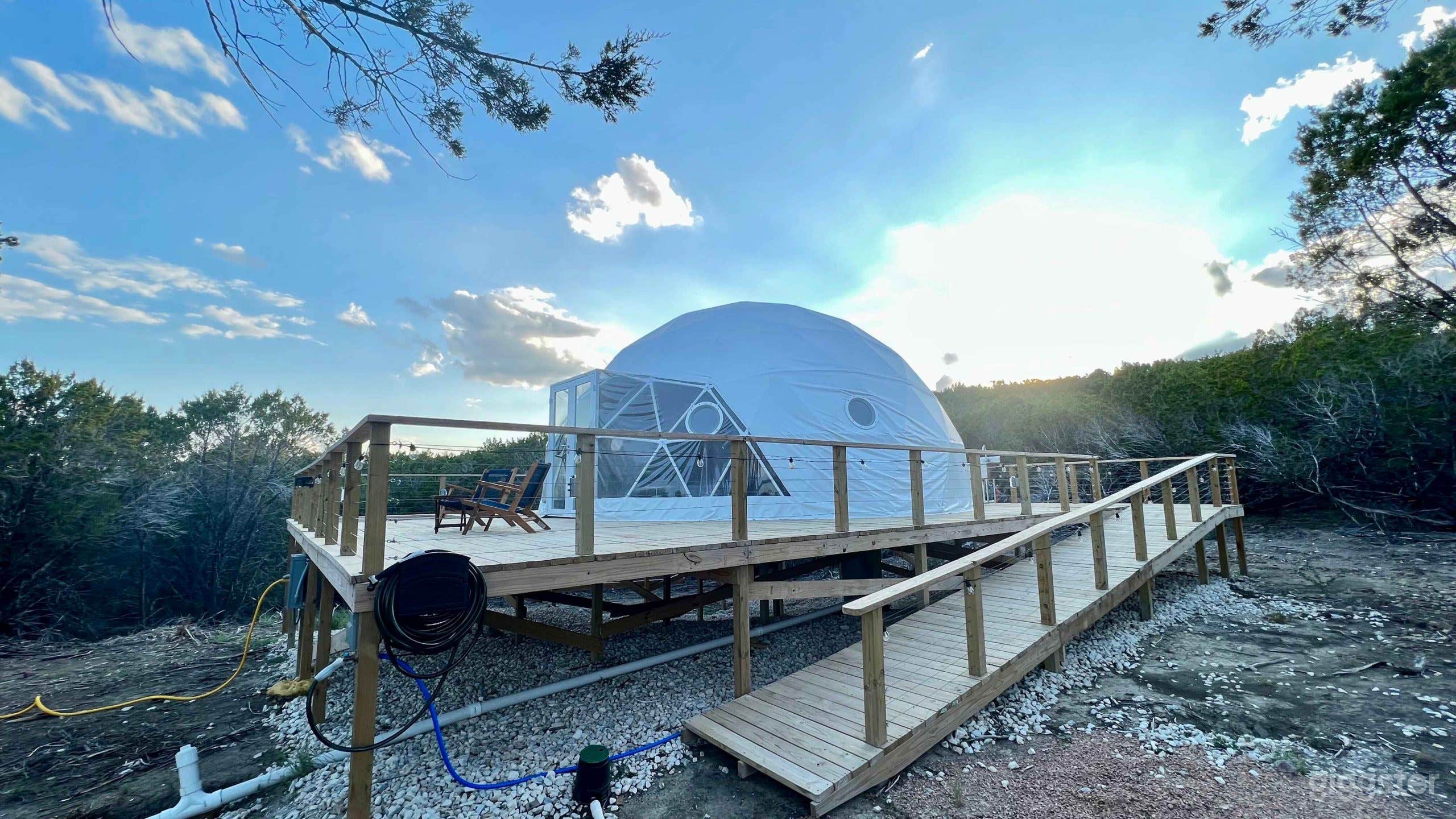 Stargazing Dome for Serene and Surreal Experience Photo 4