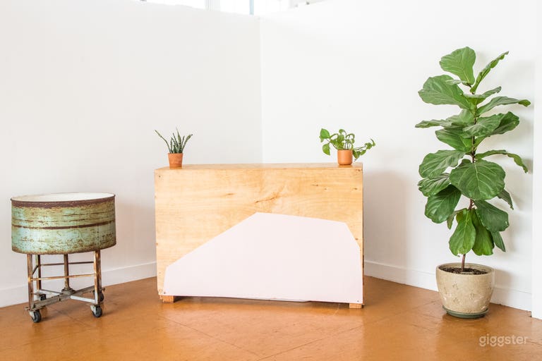  Need a craft area? We accept outside food and beverages 