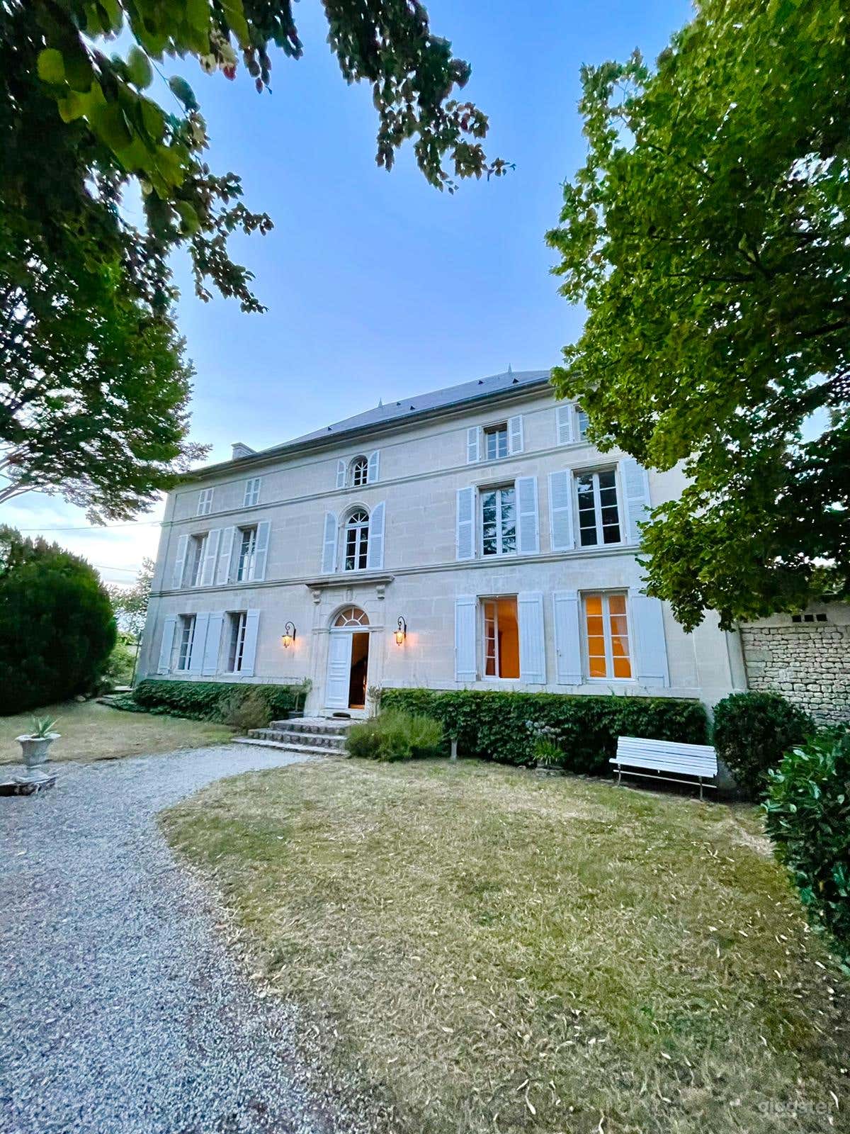 Photo de Maison de Maître à la campagne française 1