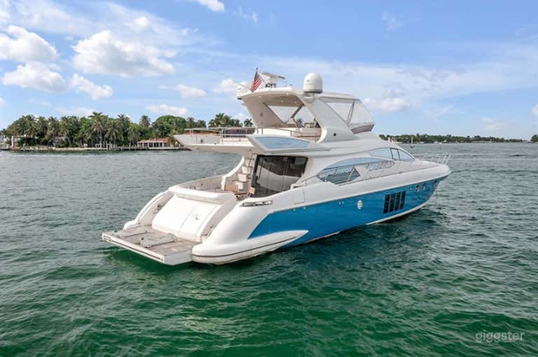  64' AZIMUT YACHT 