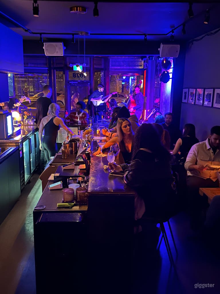  European-Style Bar & Café in Downtown Toronto 