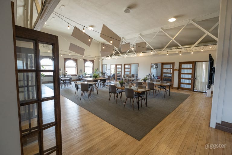  Historic Natural Light Loft Creative Space 